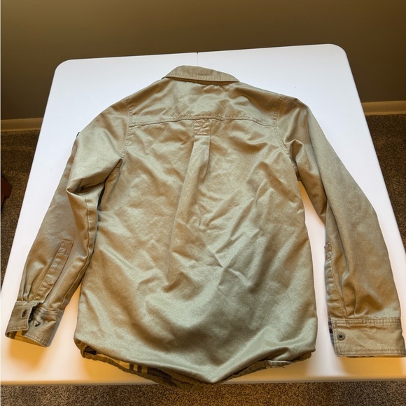 Legendary Whitetails Plaid Shirt - Picture 11 of 12